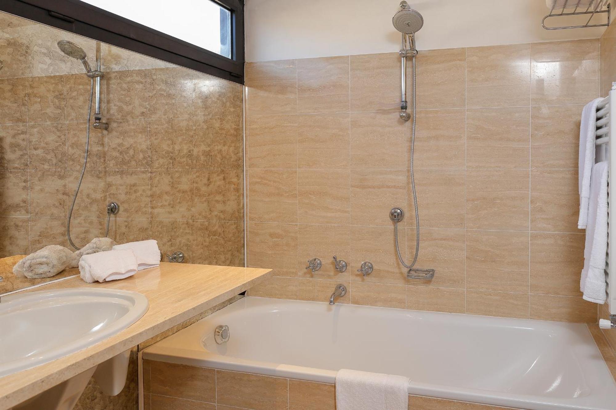 Greve Center Apartments グレーヴェ・イン・キアンティ エクステリア 写真